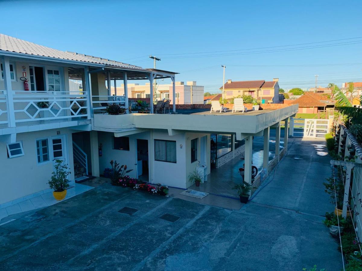 Pousada Rosa Norte Hotel Tramandai Exterior photo