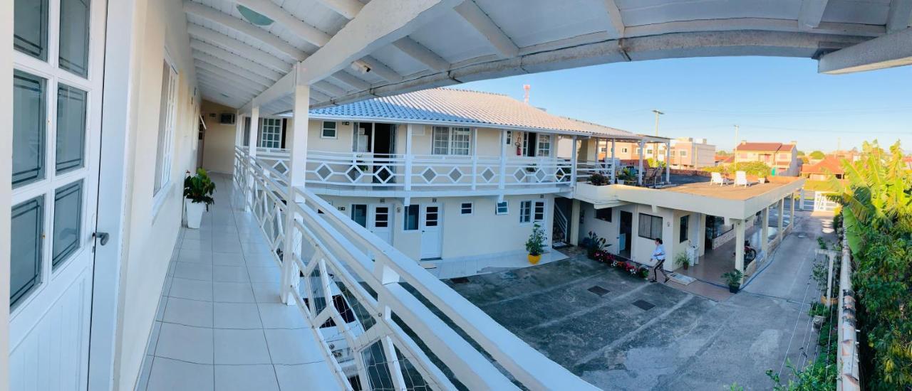 Pousada Rosa Norte Hotel Tramandai Exterior photo